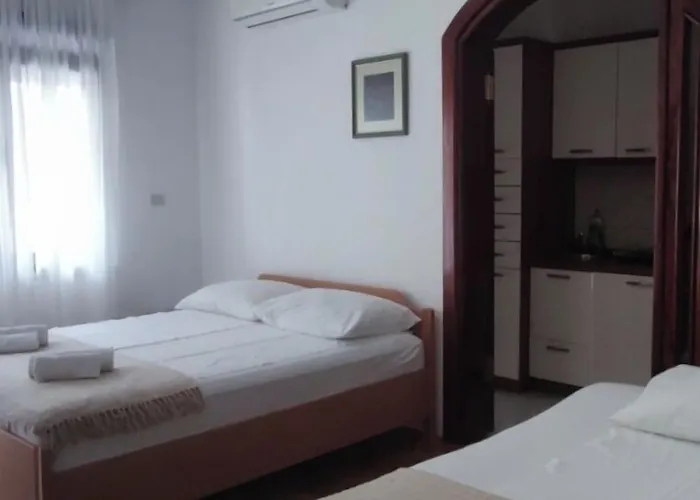 Apartman Mara *
